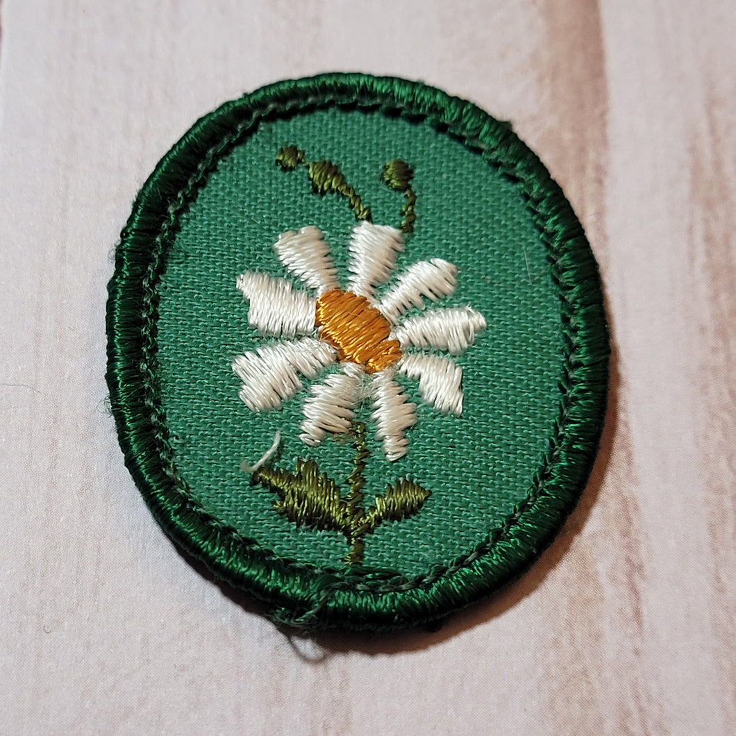 Troop Crest - Daisy